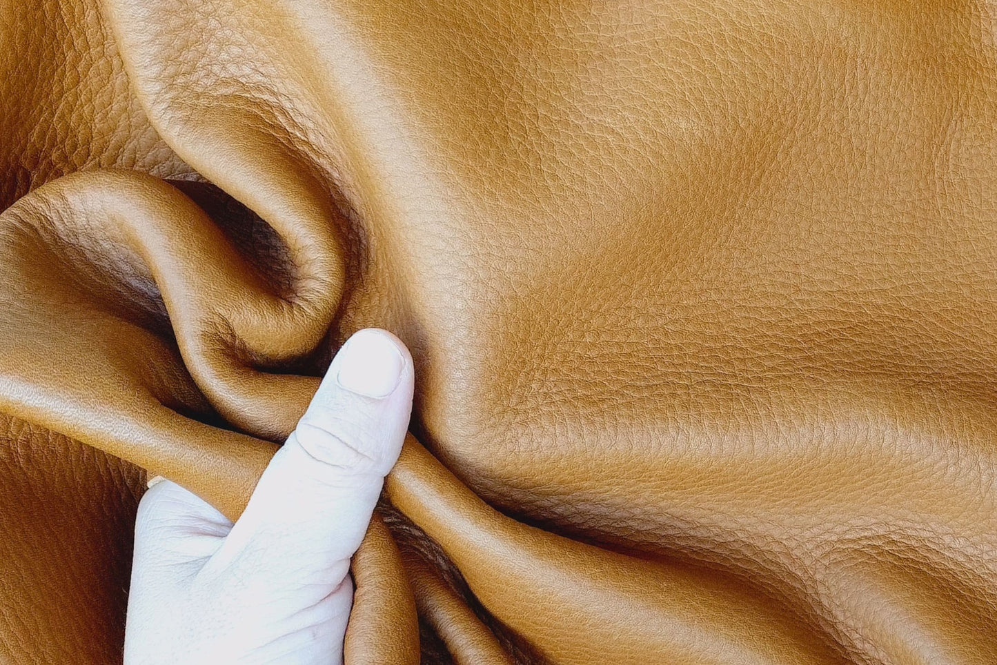 Very Soft and Thick Full Grain Aniline Leather 5oz - 2mm