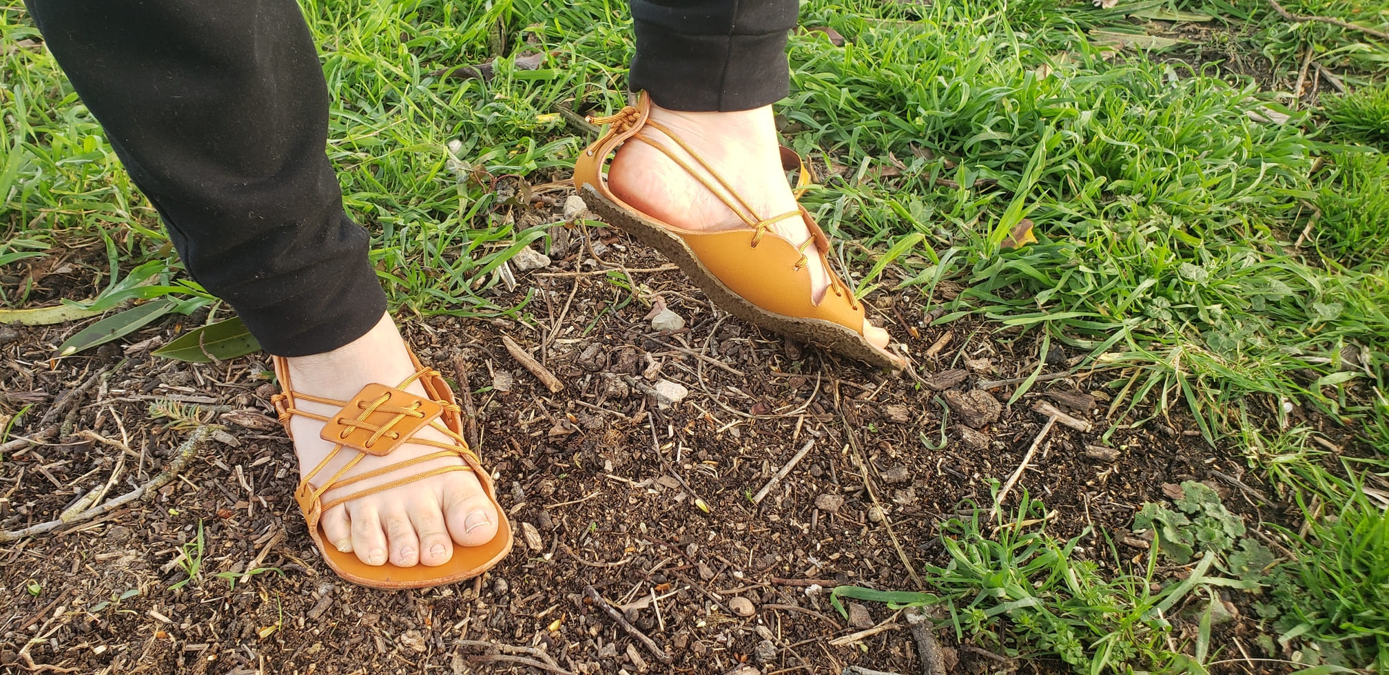 DIY barefoot shoes – baredsoles